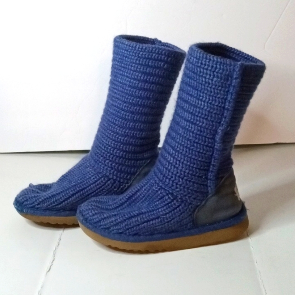 UGG Toddler Girl Knit Short Boot, US 11, Blue pre-owned